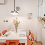 Private House Oldcity بيت للعطل