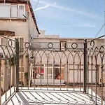 Private House Oldcity بيت للعطل